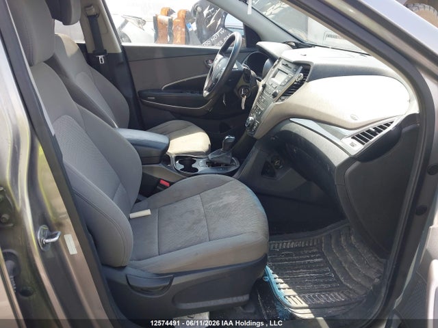 2015 Hyundai Santa Fe Sport 2.4 Base მანქანა იყიდება აუქციონზე, vin: 5XYZT3LB6FG296156, აუქციონის ნომერი: 12574491