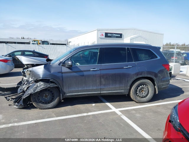 Продажа на аукционе авто 2022 Honda Pilot Touring 8p, vin: 5FNYF6H92NB504503, номер лота: 12574499