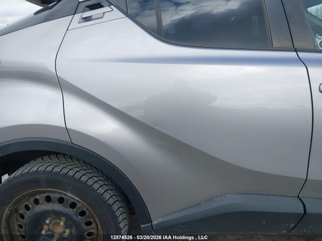 2019 Toyota C-hr Xle/le/limited მანქანა იყიდება აუქციონზე, vin: NMTKHMBX3KR065667, აუქციონის ნომერი: 12574526