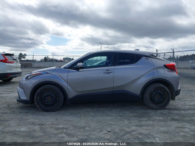 2019 Toyota C-hr Xle/le/limited მანქანა იყიდება აუქციონზე, vin: NMTKHMBX3KR065667, აუქციონის ნომერი: 12574526