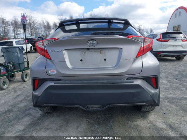 2019 Toyota C-hr Xle/le/limited მანქანა იყიდება აუქციონზე, vin: NMTKHMBX3KR065667, აუქციონის ნომერი: 12574526