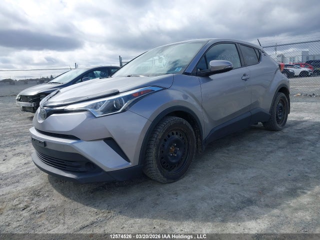 2019 Toyota C-hr Xle/le/limited მანქანა იყიდება აუქციონზე, vin: NMTKHMBX3KR065667, აუქციონის ნომერი: 12574526