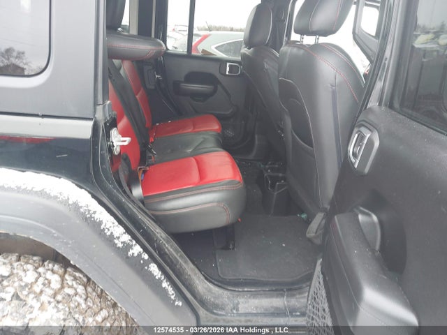 1C4HJXDG8KW663493 Jeep Wrangler Unlimited Sport