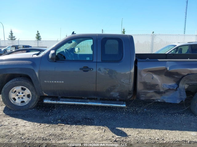 Продаж на аукціоні авто 2011 Chevrolet Silverado 1500 Lt, vin: 1GCRKSE05BZ318412, номер лоту: 12323319