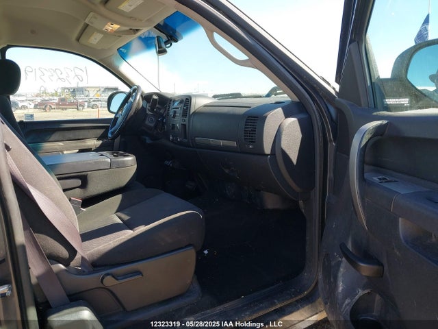 Продаж на аукціоні авто 2011 Chevrolet Silverado 1500 Lt, vin: 1GCRKSE05BZ318412, номер лоту: 12323319
