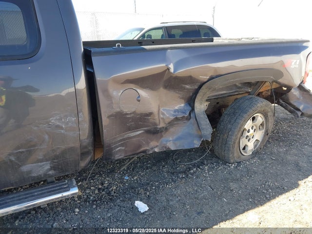 Продаж на аукціоні авто 2011 Chevrolet Silverado 1500 Lt, vin: 1GCRKSE05BZ318412, номер лоту: 12323319
