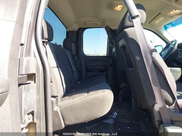 Продаж на аукціоні авто 2011 Chevrolet Silverado 1500 Lt, vin: 1GCRKSE05BZ318412, номер лоту: 12323319