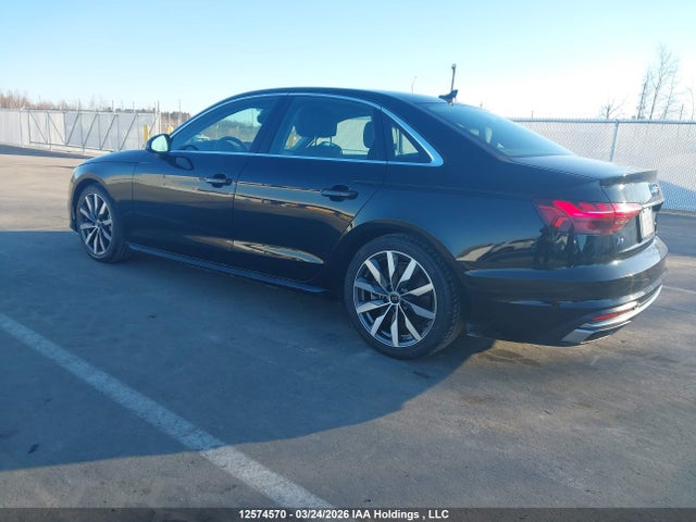 Aukcja sprzedaży 2024 Audi A4 Komfort 45, vin: WAUAAAF42RN005795, numer aukcji: 12574570