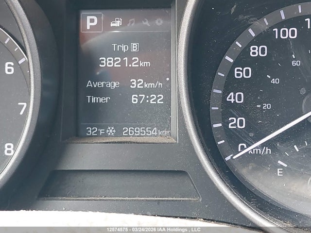 5NMZUDLB6HH050557 Hyundai Santa Fe Sport 2.4 Se