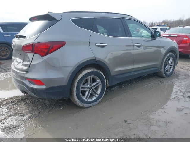 5NMZUDLB6HH050557 Hyundai Santa Fe Sport 2.4 Se