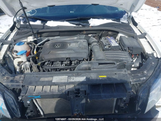 Продажа на аукционе авто 2015 Volkswagen Passat 1.8 Tsi Comfortline, vin: 1VWBS7A30FC092803, номер лота: 12574607