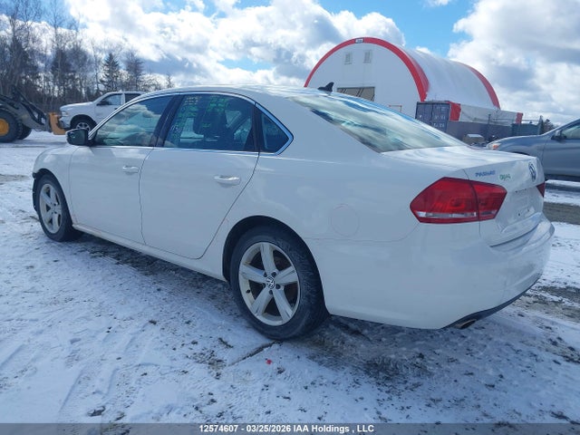 Продажа на аукционе авто 2015 Volkswagen Passat 1.8 Tsi Comfortline, vin: 1VWBS7A30FC092803, номер лота: 12574607