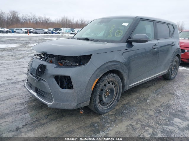 KNDJ33A10P7031853 KIA Soul Ev Limited