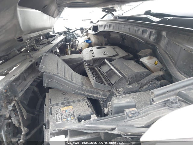 5XYZT3LB0JG521048 Hyundai Santa Fe