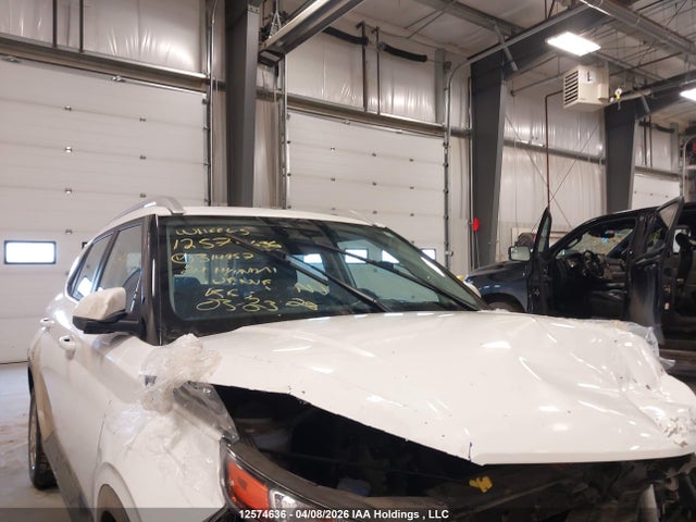 KMHRC8A31RU314957 Hyundai Venue Sel/limited