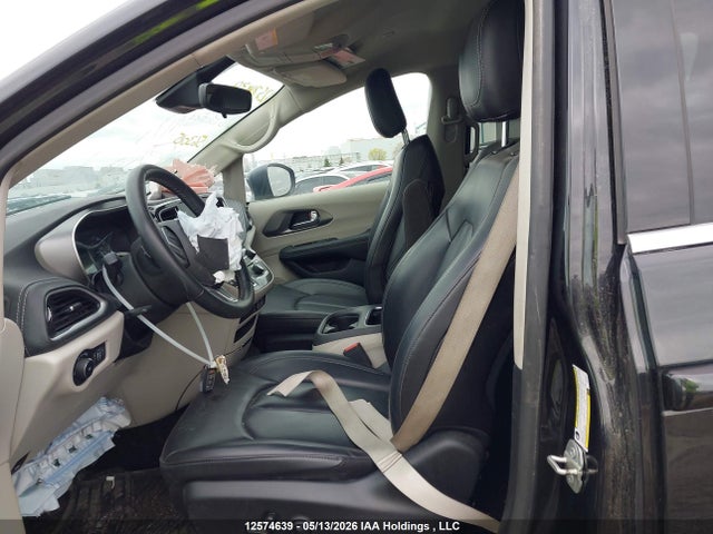 Продажа на аукционе авто 2023 Chrysler Pacifica Touring L, vin: 2C4RC3BG6PR563015, номер лота: 12574639