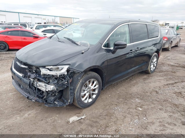 Продажа на аукционе авто 2023 Chrysler Pacifica Touring L, vin: 2C4RC3BG6PR563015, номер лота: 12574639