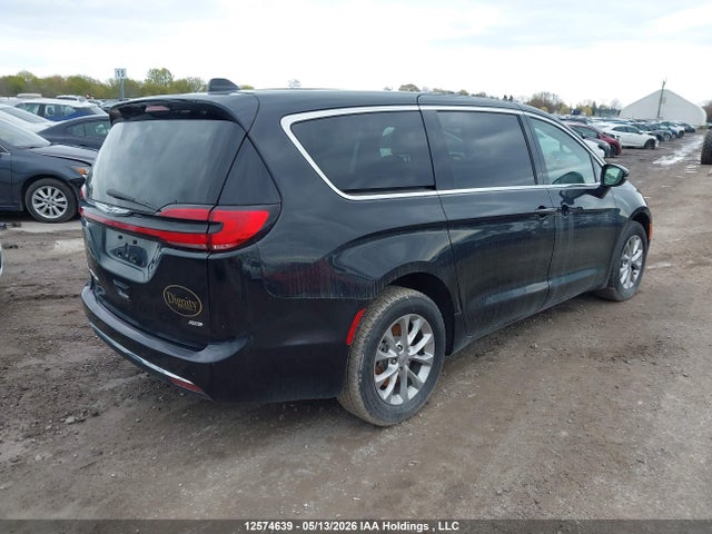 Продажа на аукционе авто 2023 Chrysler Pacifica Touring L, vin: 2C4RC3BG6PR563015, номер лота: 12574639
