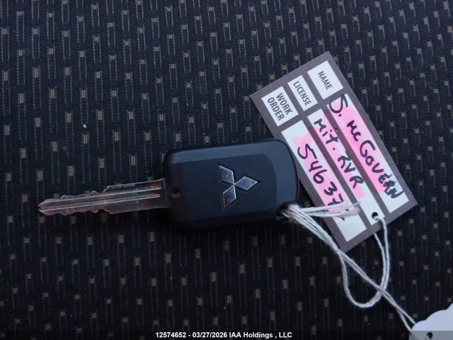 JA4AH3AU5GZ611920 Mitsubishi Rvr Se/es