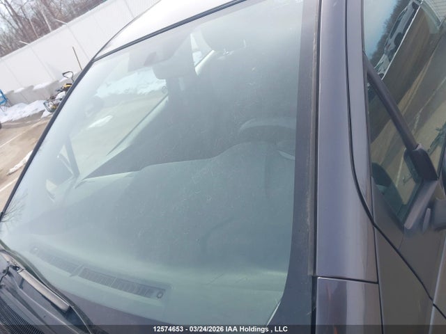 VNKKTUD30GA070038 Toyota Yaris L/le/se