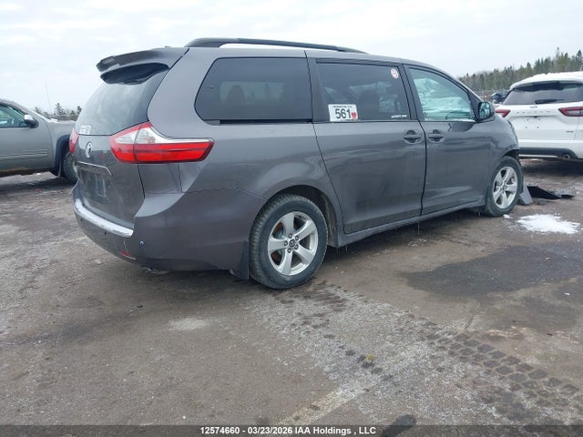 Auction sale of the 2019 Toyota Sienna Le 8-passenger, vin: 5TDKZ3DC4KS019977, lot number: 12574660