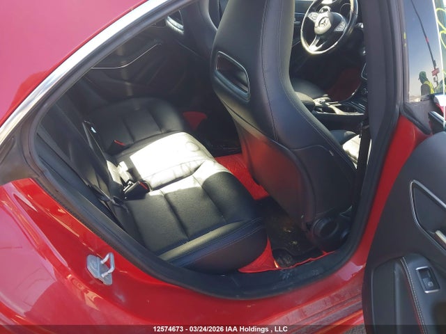 WDDSJ4GB7HN403689 Mercedes-Benz CLA 250 4MATIC