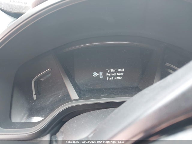 2HKRW2H28HH135944 Honda CR-V LX