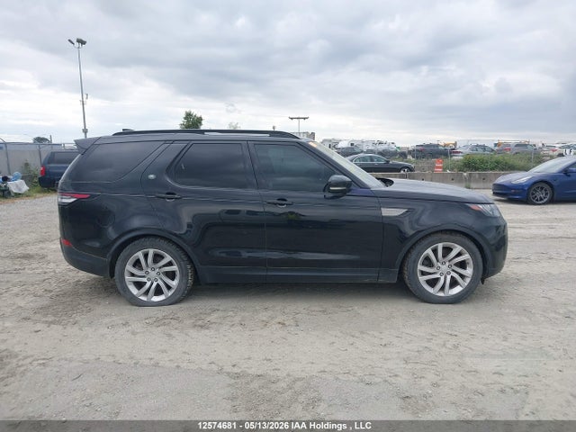 SALRGBBV7HA030523 Land Rover Discovery Se