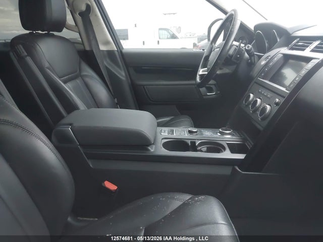 SALRGBBV7HA030523 Land Rover Discovery Se
