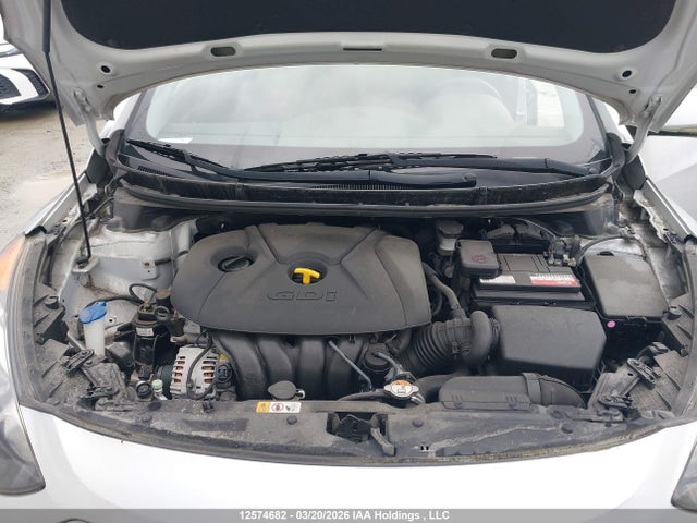 KMHD35LH2GU301259 Hyundai ELANTRA GT