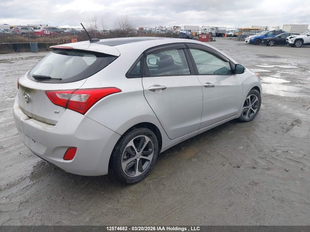 KMHD35LH2GU301259 Hyundai ELANTRA GT