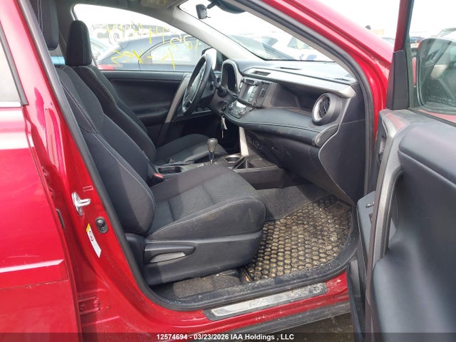 Продажа на аукционе авто 2017 Toyota Rav4 Xle, vin: 2T3RFREV8HW630046, номер лота: 12574694