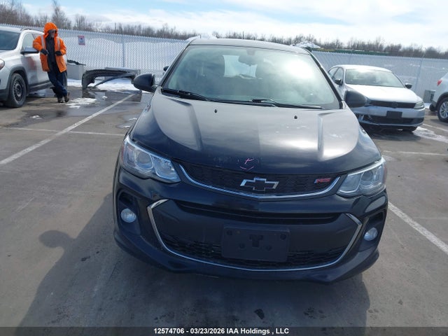 1G1JD6SB7J4132993 Chevrolet SONIC LT