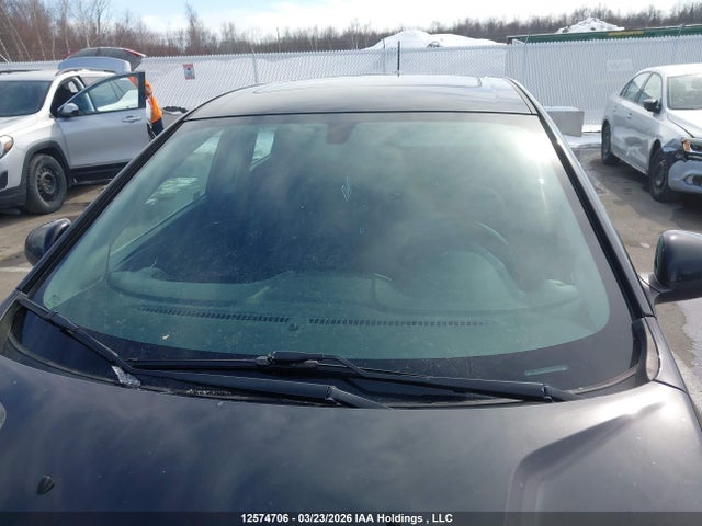 1G1JD6SB7J4132993 Chevrolet SONIC LT