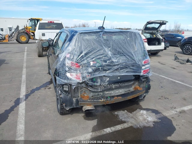 1G1JD6SB7J4132993 Chevrolet SONIC LT