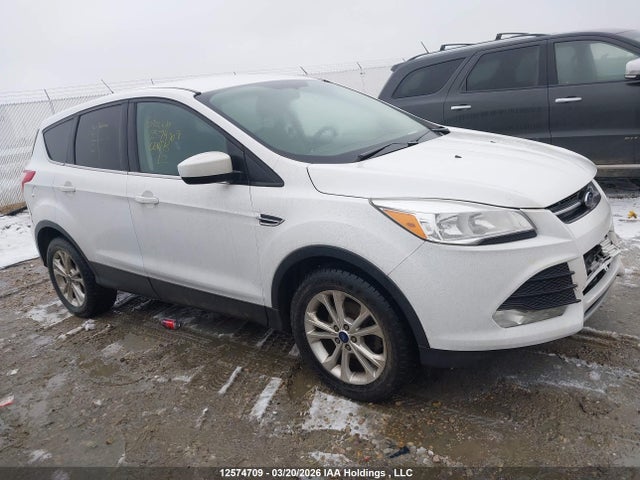 1FMCU0GXXGUA78417 Ford ESCAPE SE