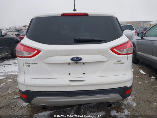 1FMCU0GXXGUA78417 Ford ESCAPE SE