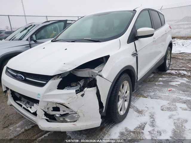 1FMCU0GXXGUA78417 Ford ESCAPE SE