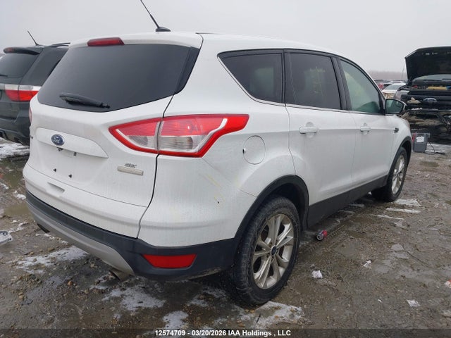 1FMCU0GXXGUA78417 Ford ESCAPE SE