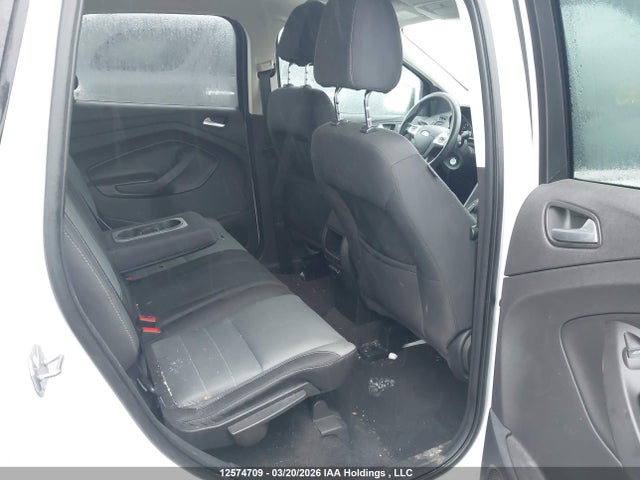 1FMCU0GXXGUA78417 Ford ESCAPE SE
