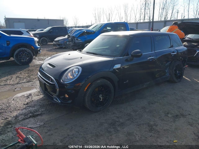 Mini Cooper S Clubman All4 2019 WMWLU5C56K2G04262 Image 2