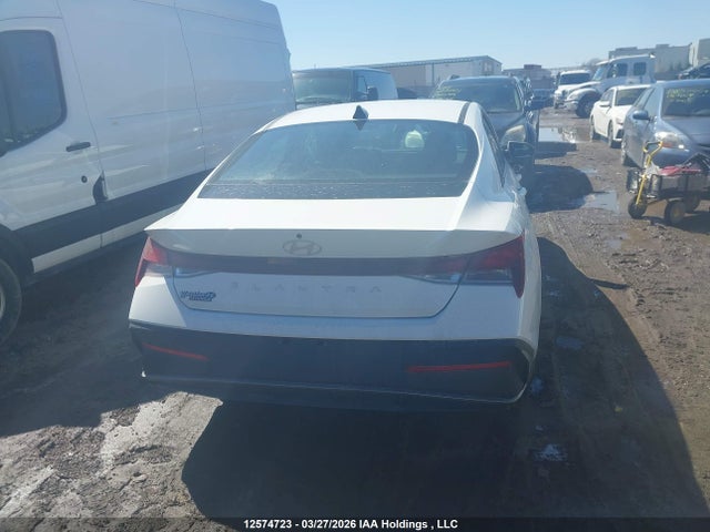 Продажа на аукционе авто 2025 Hyundai Elantra Essential, vin: KMHLM4DG2SU932028, номер лота: 12574723