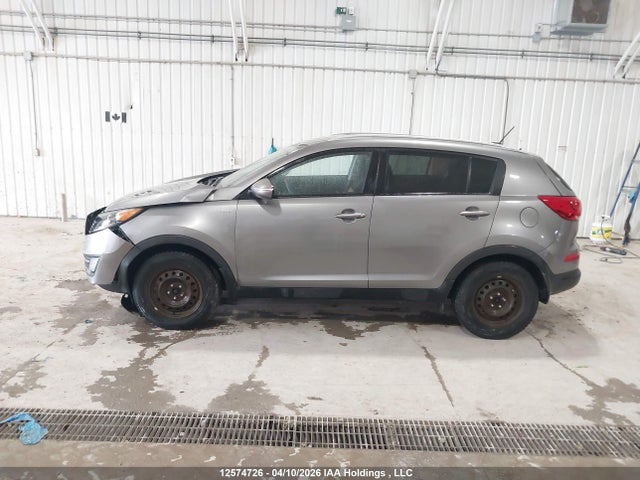 Продажа на аукционе авто 2015 Kia Sportage Lx, vin: KNDPBCAC7F7784826, номер лота: 12574726