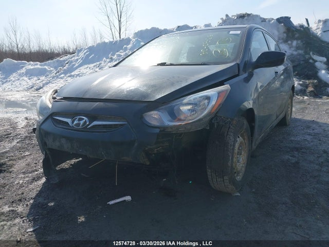 12574728 :رقم المزاد ، KMHCT4AE1DU553580 vin ، 2013 Hyundai Accent Gls/gs مزاد بيع