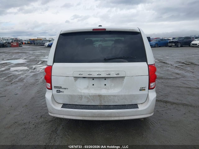 2C4RDGEGXJR179701 Dodge Grand Caravan Gt