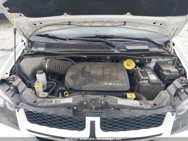 2C4RDGEGXJR179701 Dodge Grand Caravan Gt
