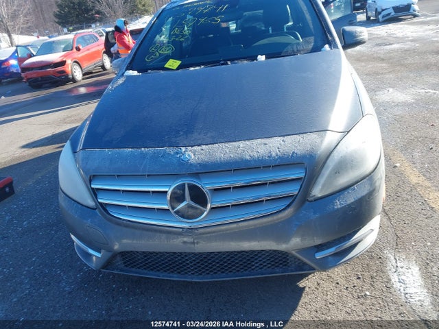 12574741 :رقم المزاد ، WDDMH4EB2DJ157465 vin ، 2013 Mercedes-benz B250 مزاد بيع