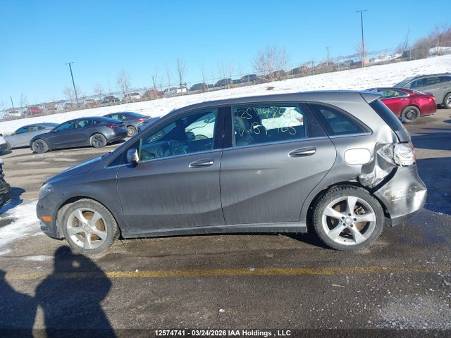 12574741 :رقم المزاد ، WDDMH4EB2DJ157465 vin ، 2013 Mercedes-benz B250 مزاد بيع