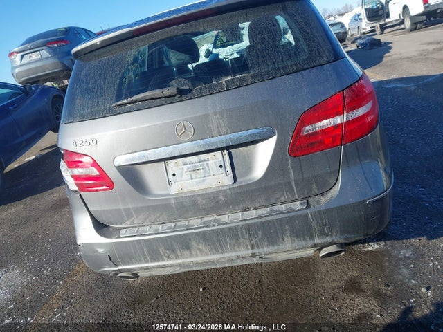 12574741 :رقم المزاد ، WDDMH4EB2DJ157465 vin ، 2013 Mercedes-benz B250 مزاد بيع