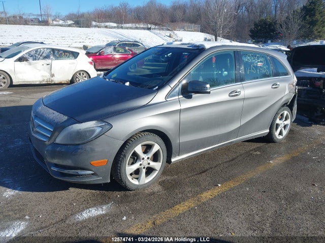 12574741 :رقم المزاد ، WDDMH4EB2DJ157465 vin ، 2013 Mercedes-benz B250 مزاد بيع